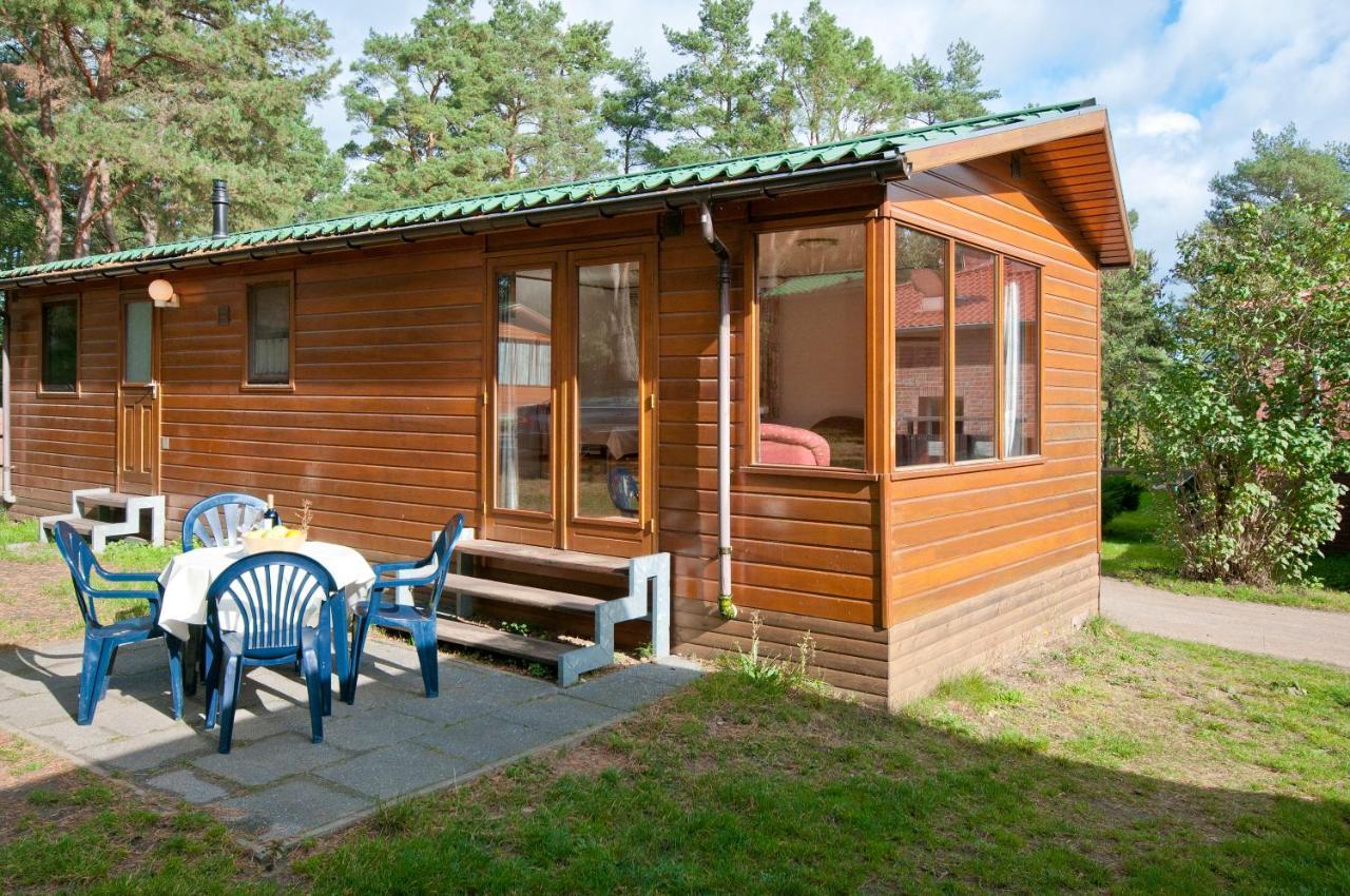 Camping-Und Ferienpark Havelberge Gross Quassow Exterior photo
