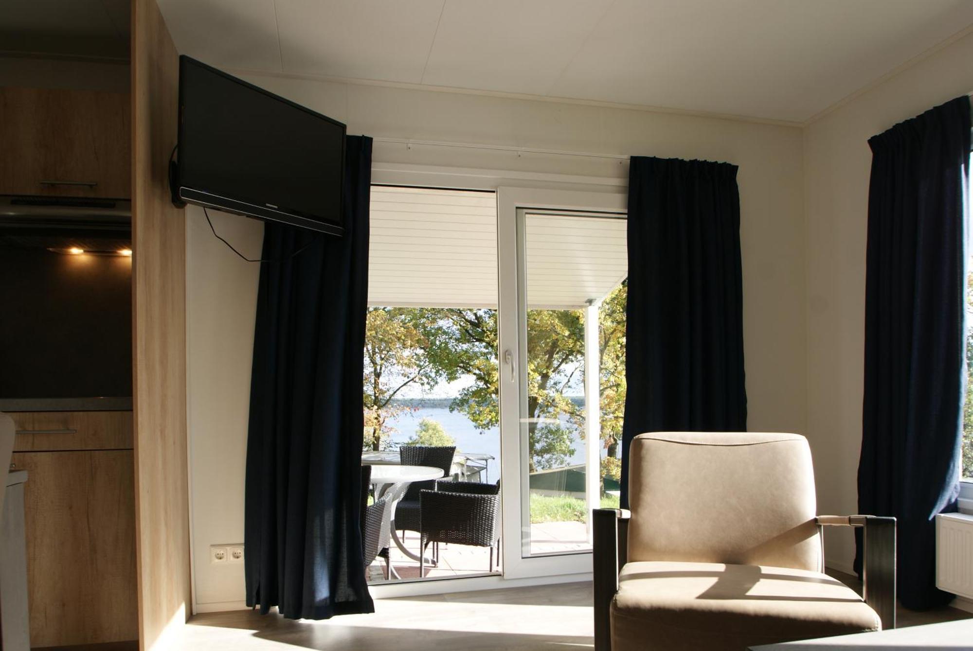 Camping-Und Ferienpark Havelberge Gross Quassow Room photo