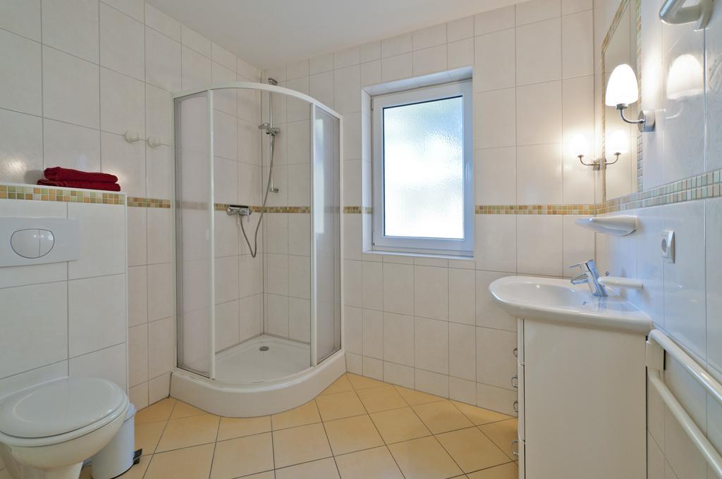 Camping-Und Ferienpark Havelberge Gross Quassow Room photo